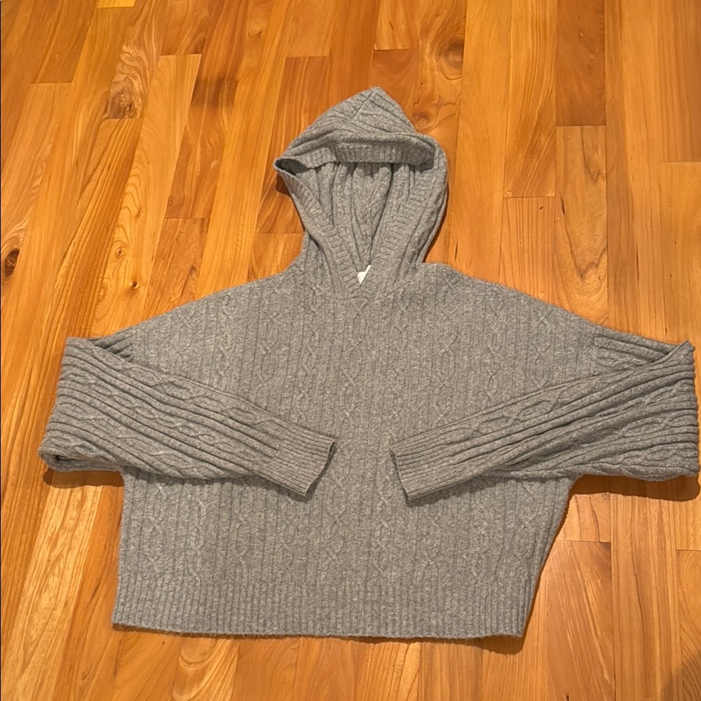 ALO Yoga cable Knit Winter Bliss Hoodie in Grey